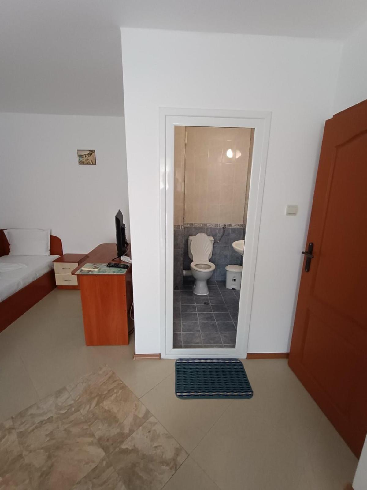 Guest House Ralitsa Pomorie Buitenkant foto
