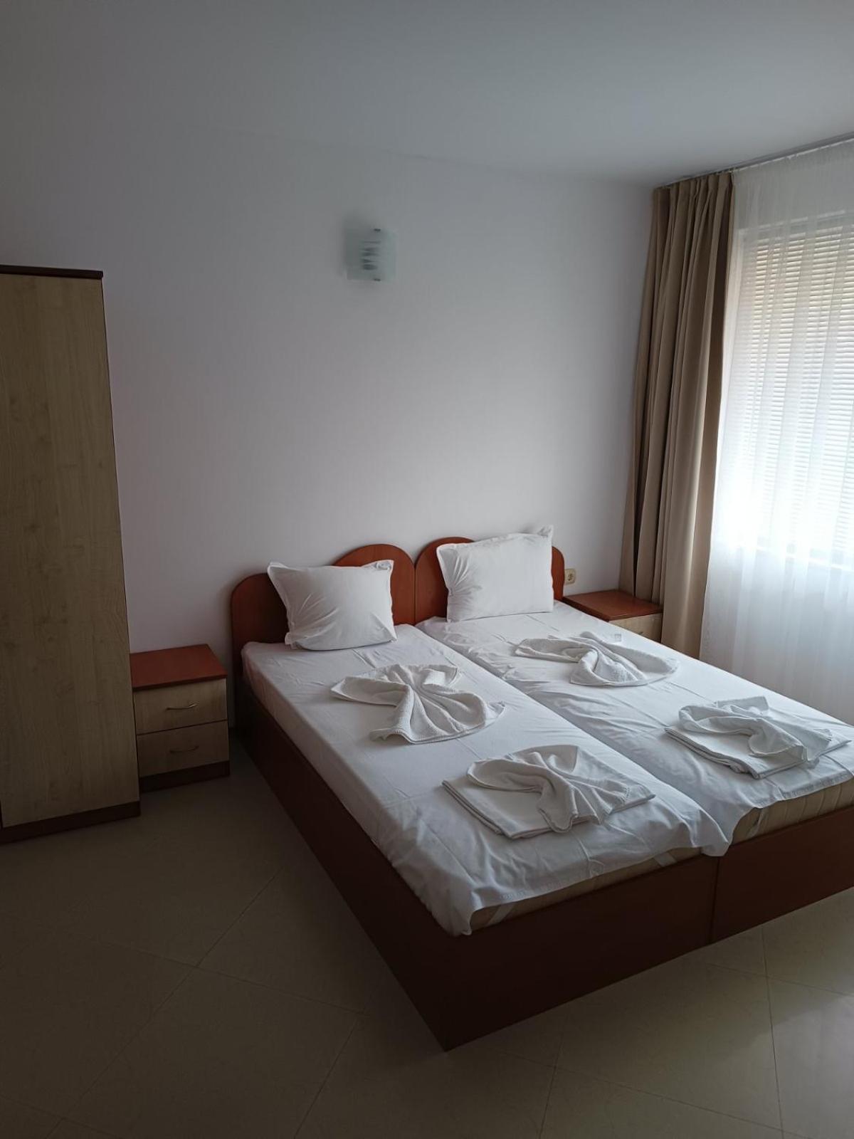 Guest House Ralitsa Pomorie Buitenkant foto