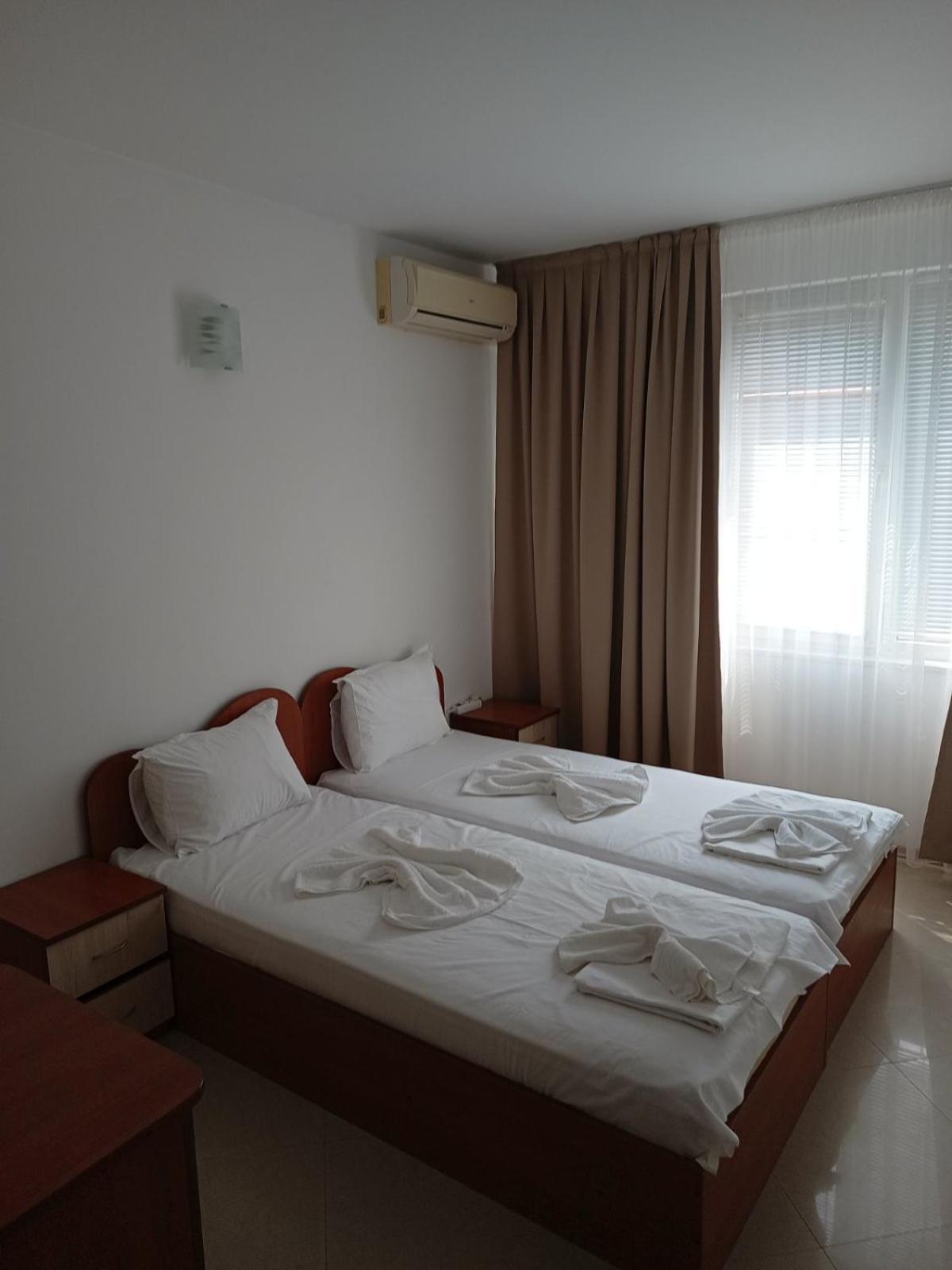 Guest House Ralitsa Pomorie Buitenkant foto